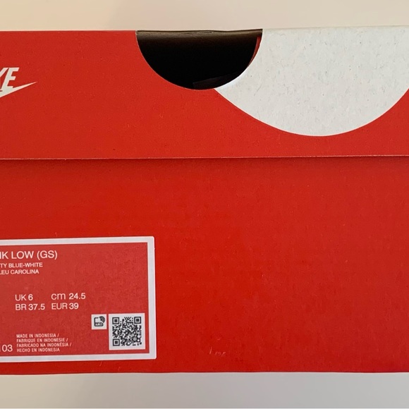 Nike ❌SOLD🎁Dunk Low UNC (SOLD OUT via Nike) Womens 8 - Picture 9 of 9